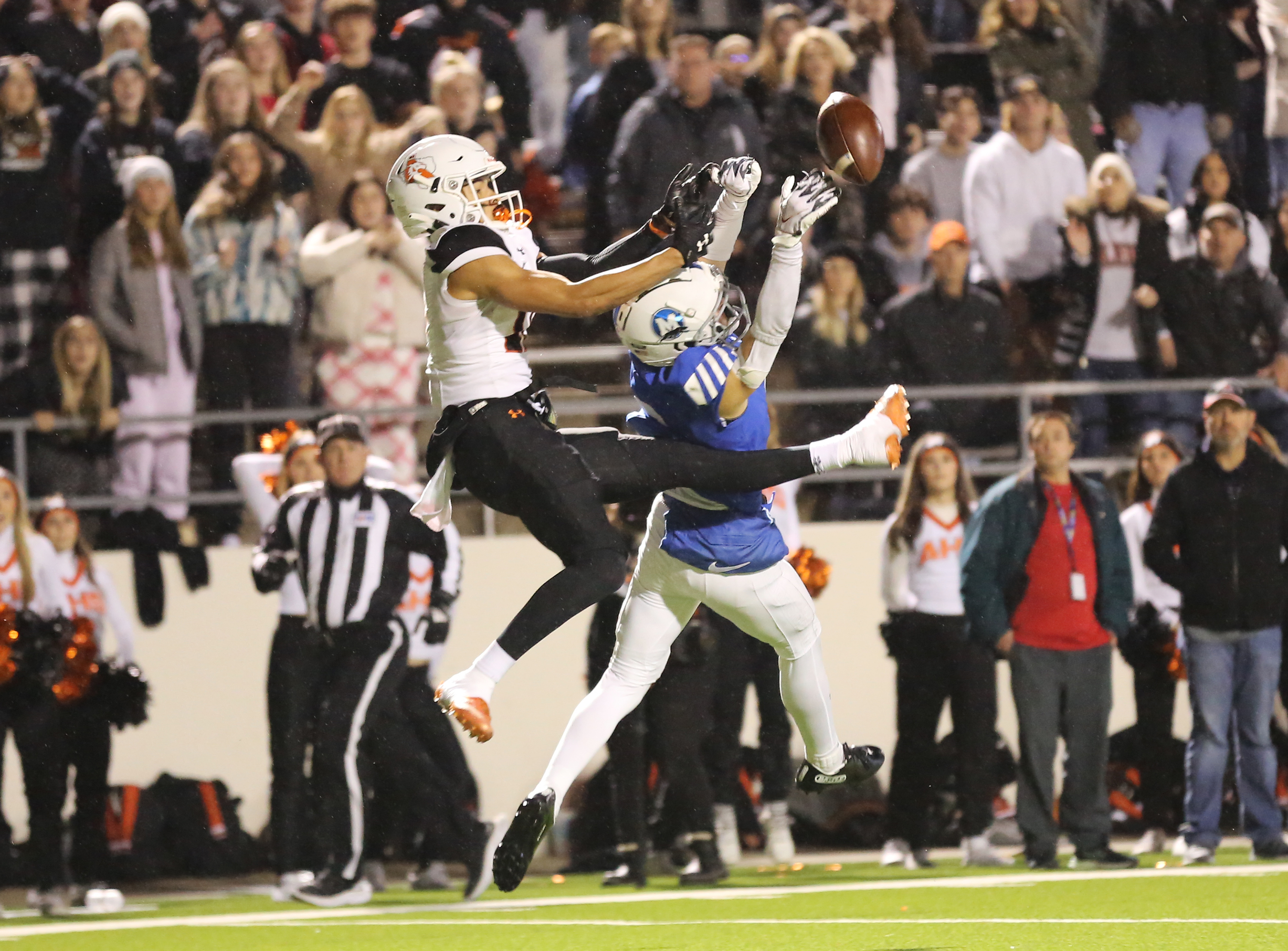 aledo midlothian texas uil football playoffs 2022 mclean21